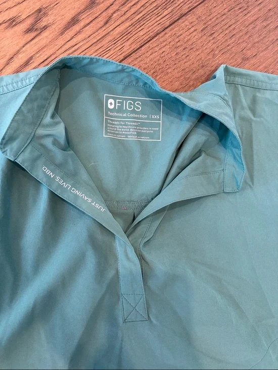 Figs scrub set - Picture 3 of 6